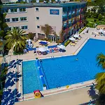 Bieno Venues فندق 4*