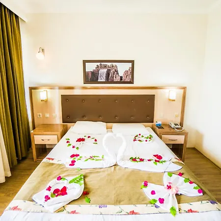 Bieno Venues Hotel 4* Сиде