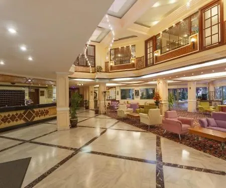 Отель Bieno Venues Hotel 4*